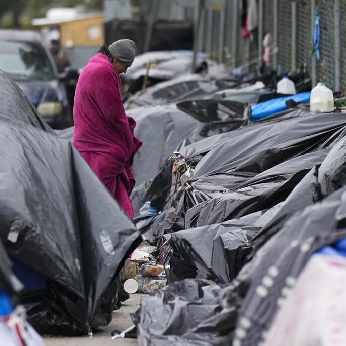 Cubans, Nicaraguans drive migration to US border in November